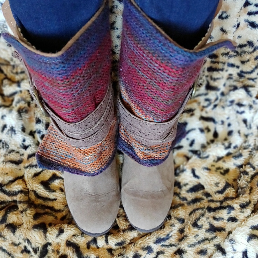 Muk luks sweater boot